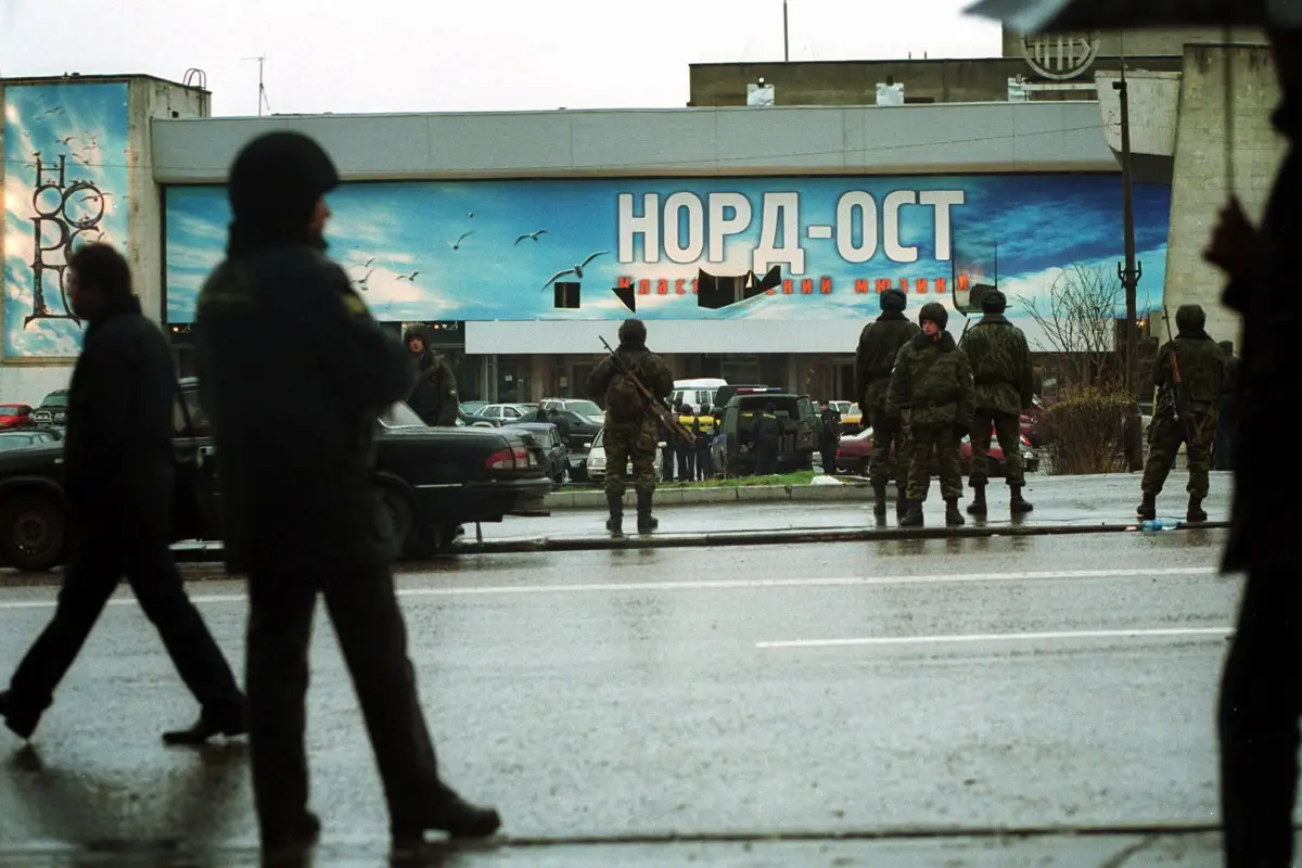 «Норд-ост» словами фотографов