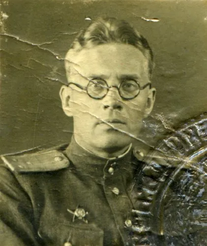 Артёмов Борис Васильевич (1909–?) — сотрудник органов госбезопасности, полковник.